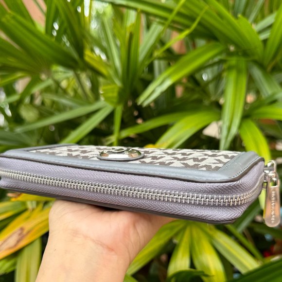 Michael Kors Jet Set Fulton Multifunction Phone Wallet MK Heather Grey Multi - Picture 4 of 10